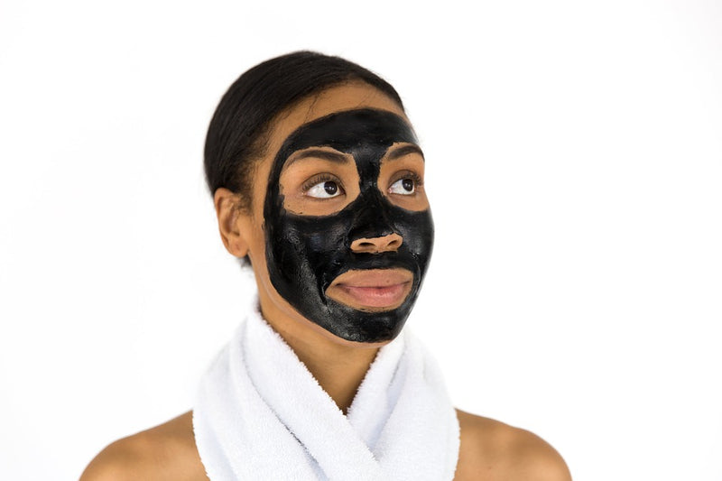 The Black Mask: how safe is this „miracle product“?